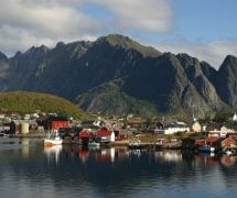 Det er fortsatt en lang vei å gå før det nye tankesettet, som skal ta mer hensyn til godene naturen gir oss, er innarbeidet i kystsoneforvaltningen.